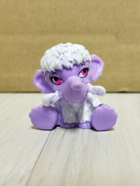 Monster High Shiver The Wolly Mammoth Figurine